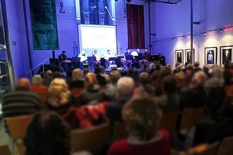 Publikum und Ensemble im Werkzeugmuseum Remscheid, 2017